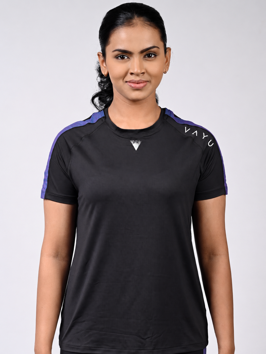 VAYU Women’s Crew Neck T-Shirt – Sri Lankan Heritage Handloom Activewear