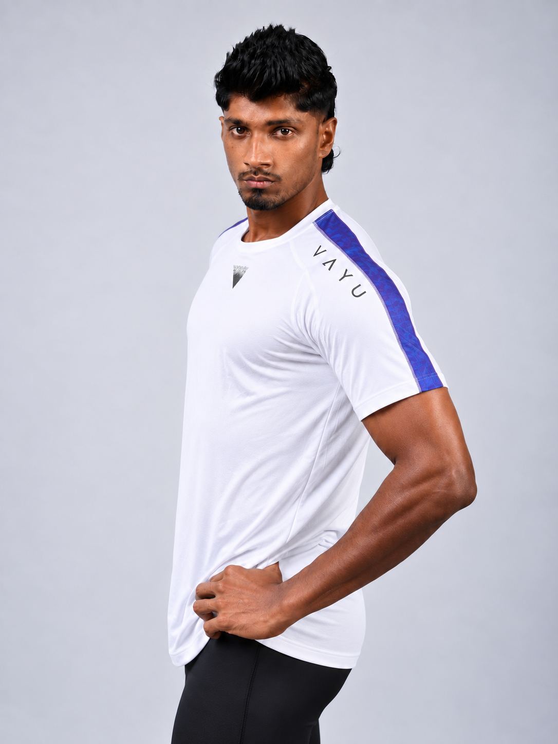 VAYU Men's Crew Neck T-Shirt – Sri Lankan Heritage Handloom Activewear