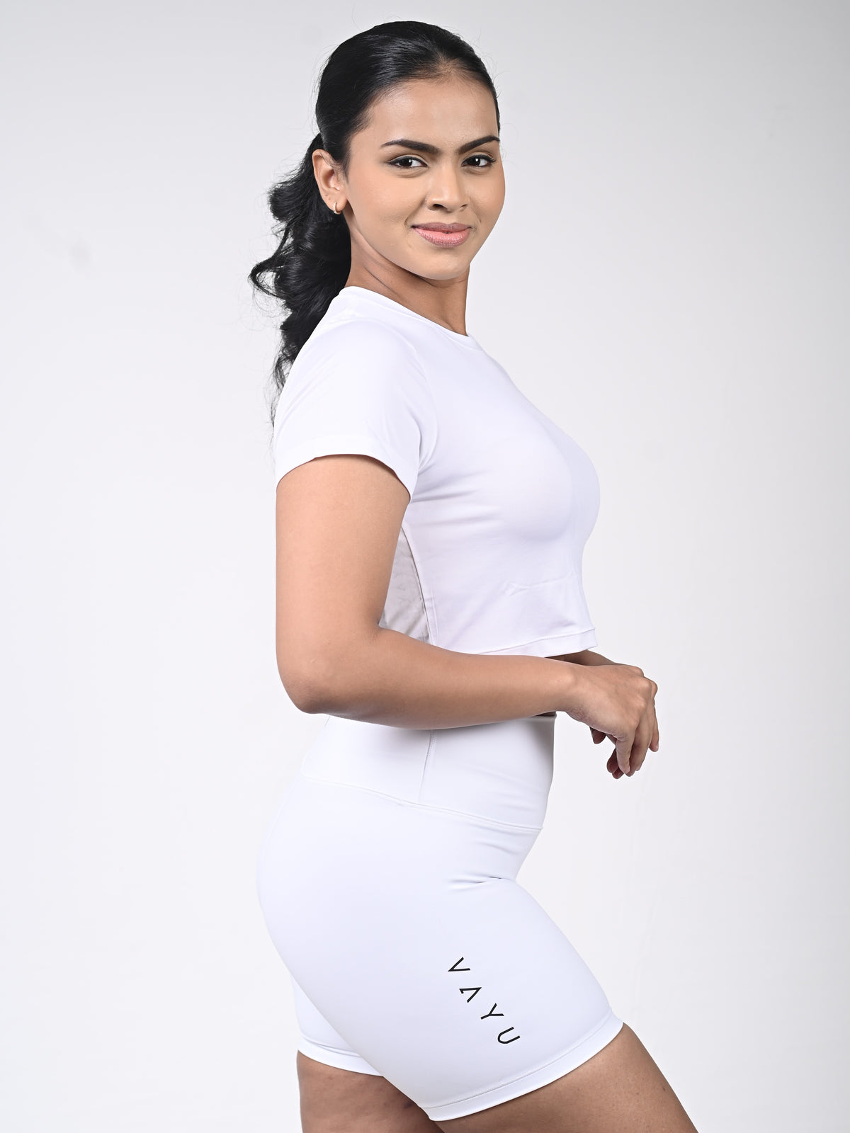 VAYU Women’s Crop Top – Modern Performance Activewear