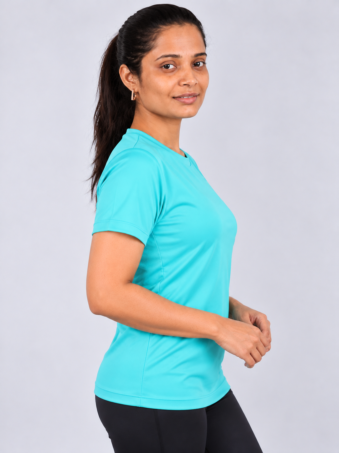 VAYU Women’s Crew Neck T-Shirt – Everyday Performance Activewear